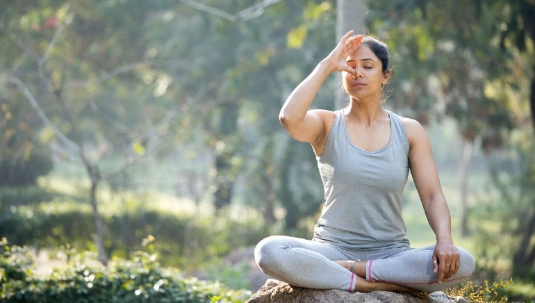 Pranayama for liver health: 5 minutes of breathing as a way to detox